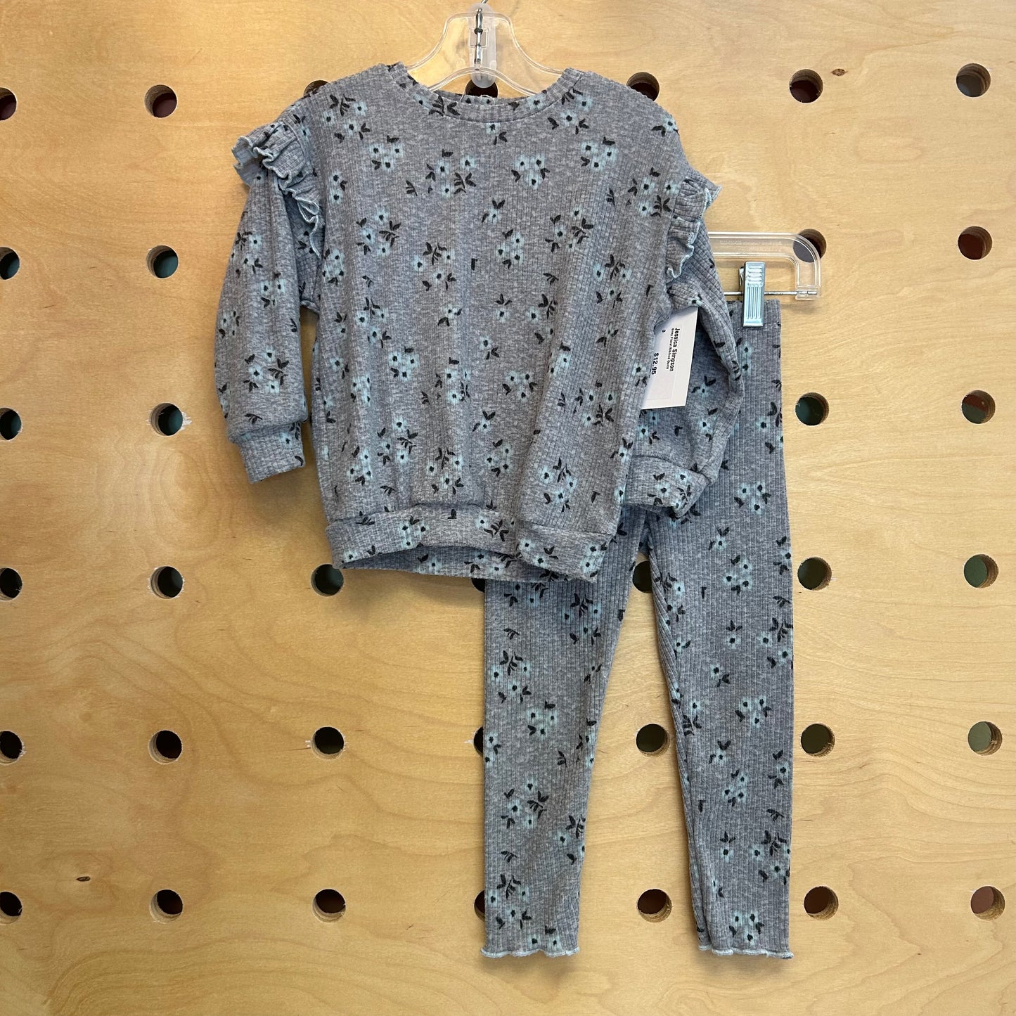 Grey Floral Ribbed Outfit