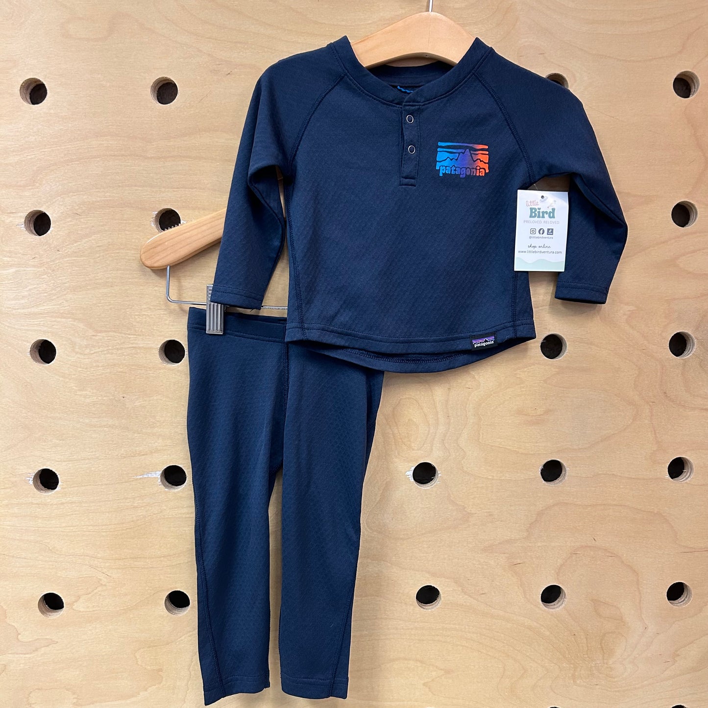 Navy Breathable Logo Outfit