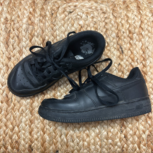 Black Air Force 1 Low Tops
