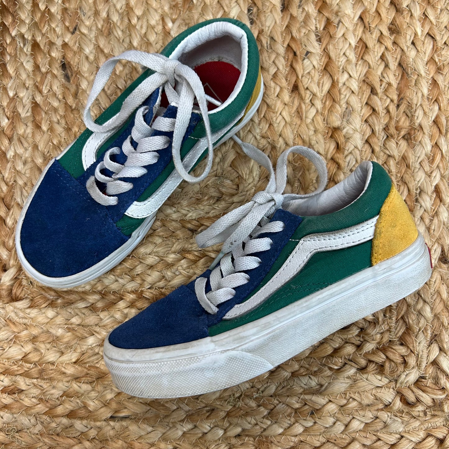 Blue 'Yacht Club' Low-Top Sneakers