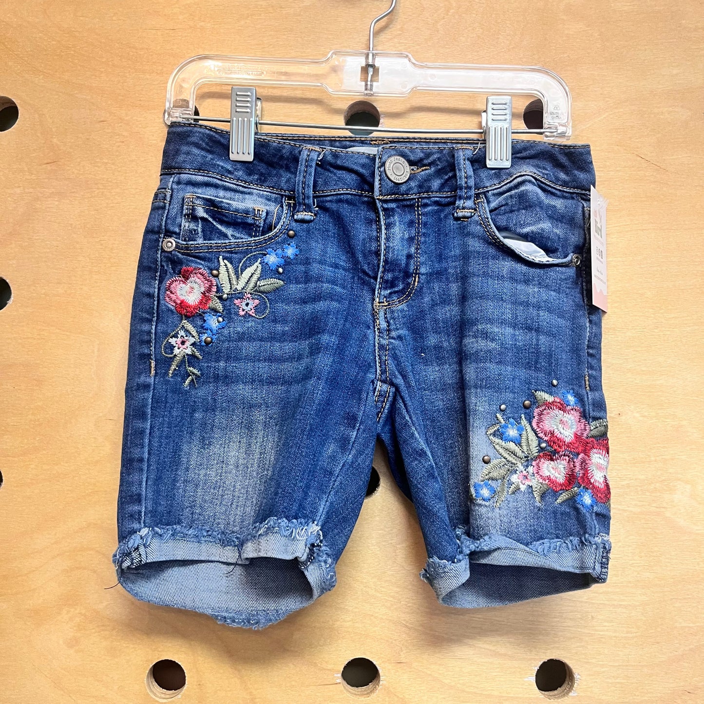 Embroider Floral Denim Shorts