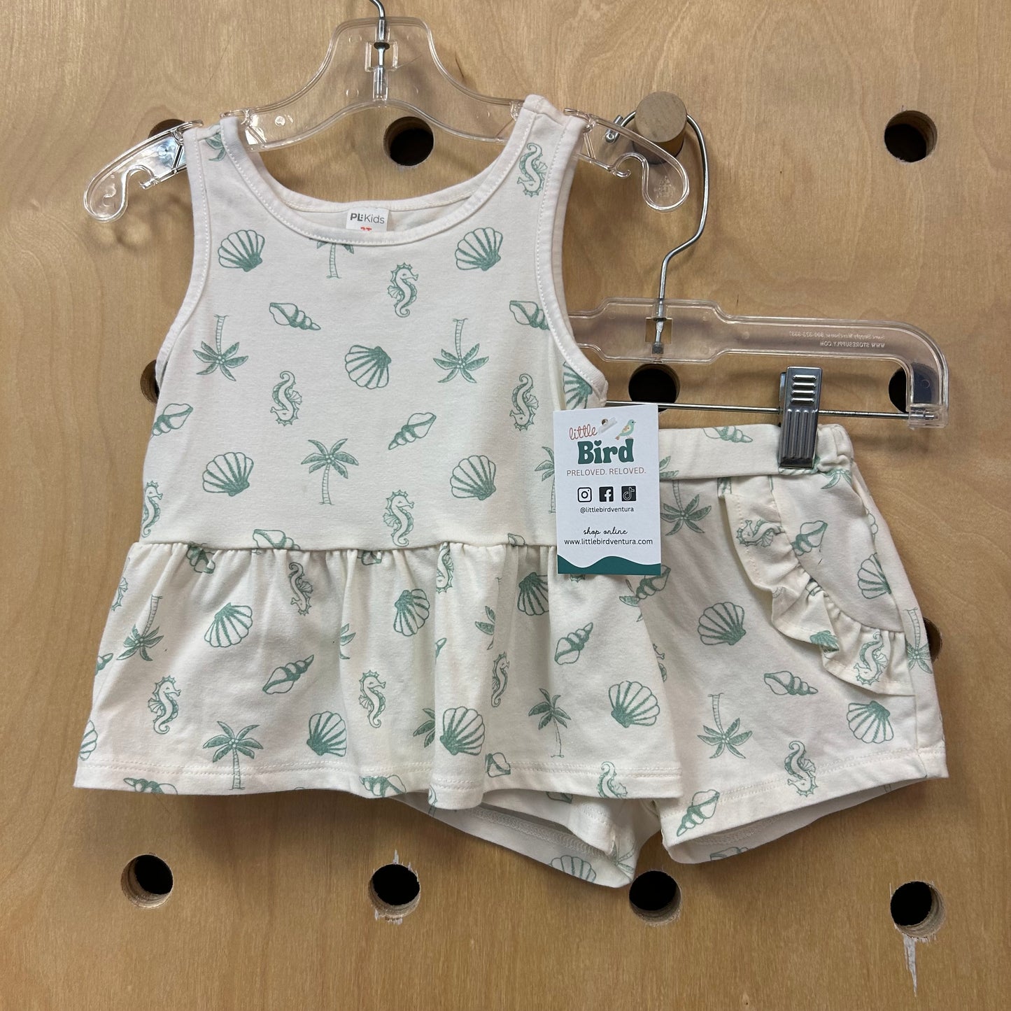 Cream Beachy Outfit