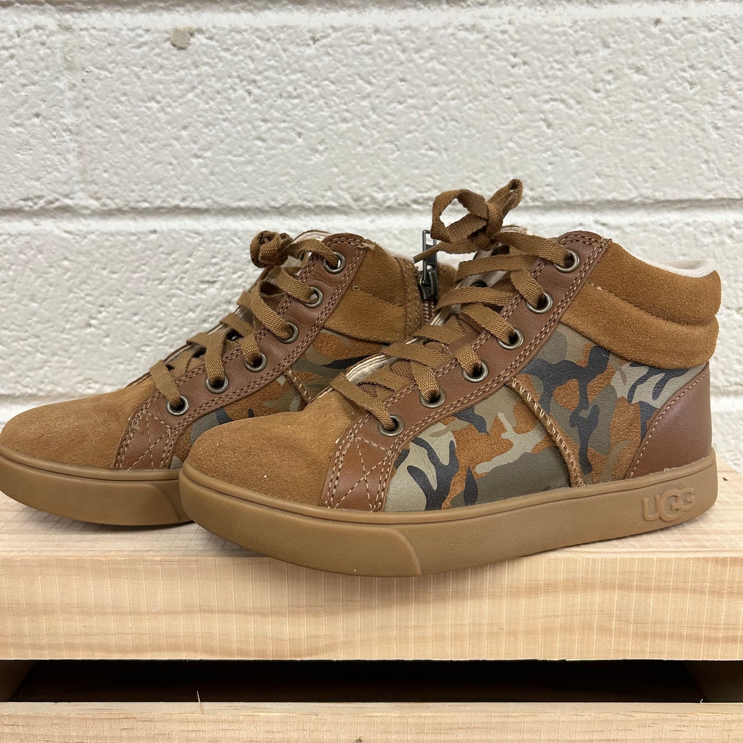 Camo Roscoe Hi-Tops