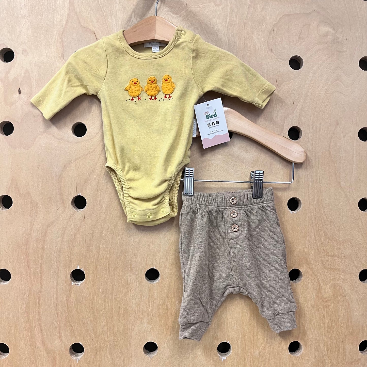 Yellow + Beige Chicks Outfit