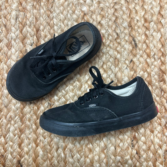 Black Skate Sneakers