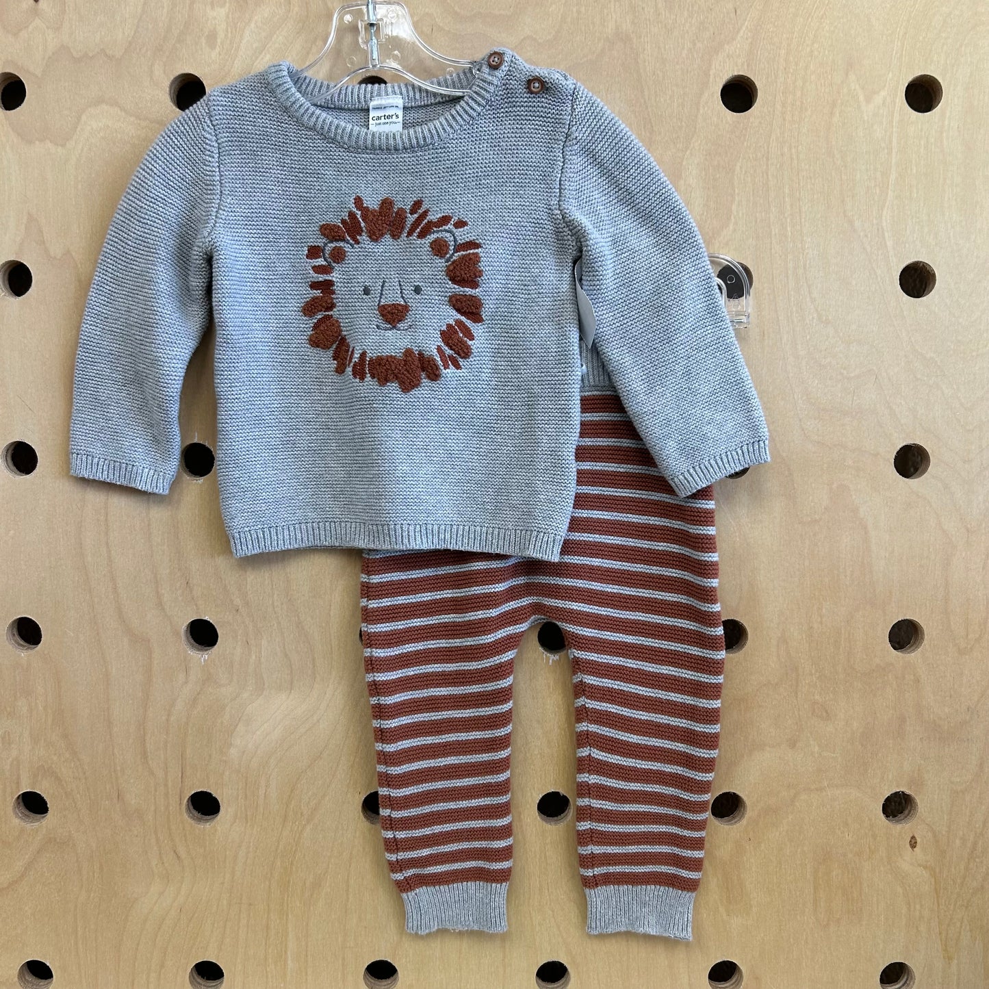 Grey & Brown Knit Lion Outfit