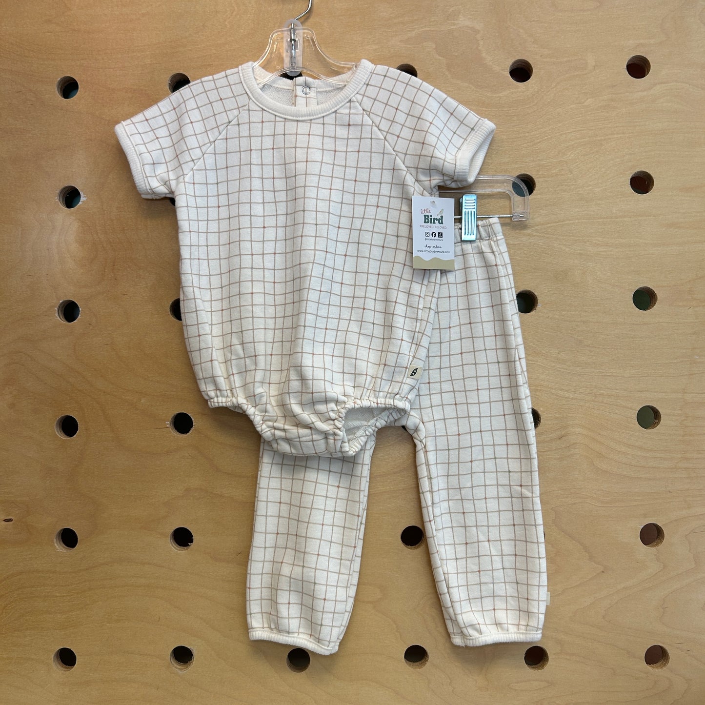 White/Brown Squares Outfit
