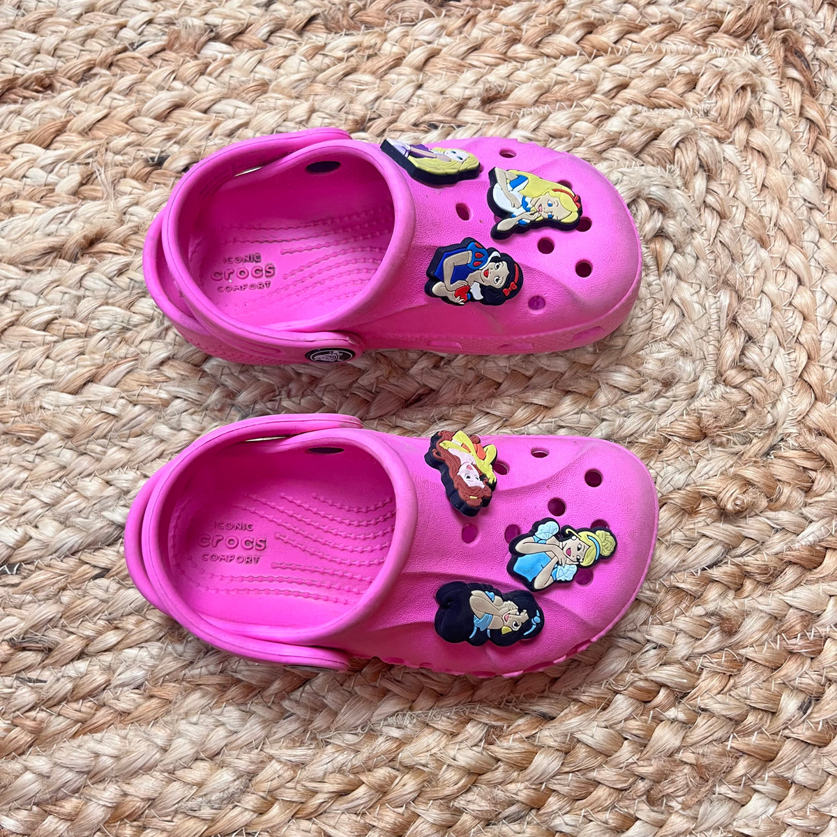 Pink Princess Jibbitz Baya Clogs