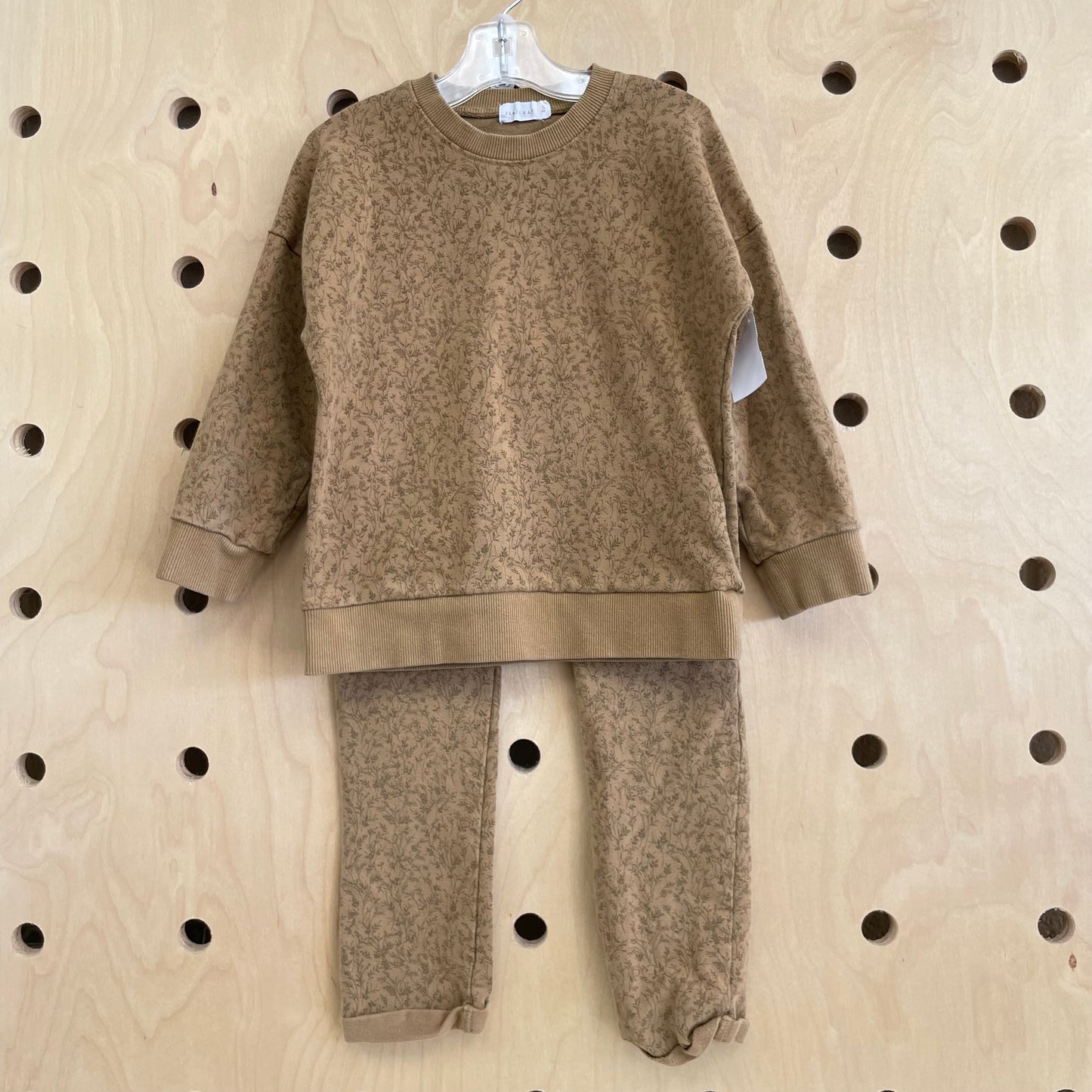 Tan Foilage Outfit