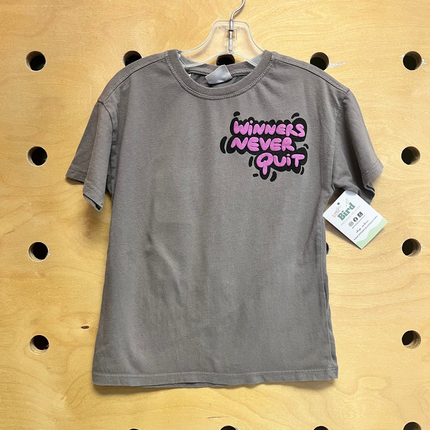 Grey 'Winners Never Quit' Tee