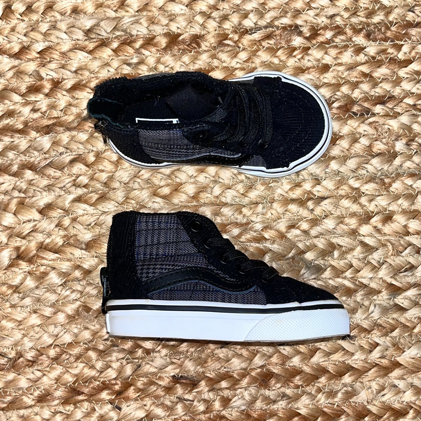 Grey & Black Sk8-Hi Sneakers