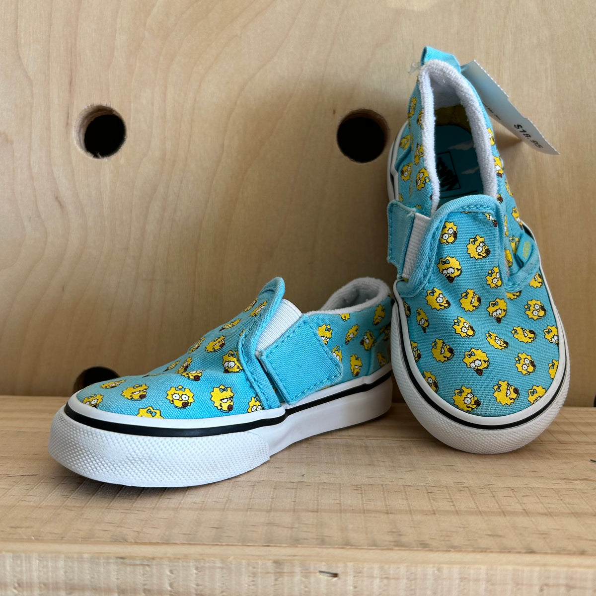 LE Maggie Simpson Slip Ons