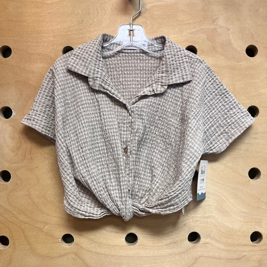Tan/White Gingham Knotted Button Tee