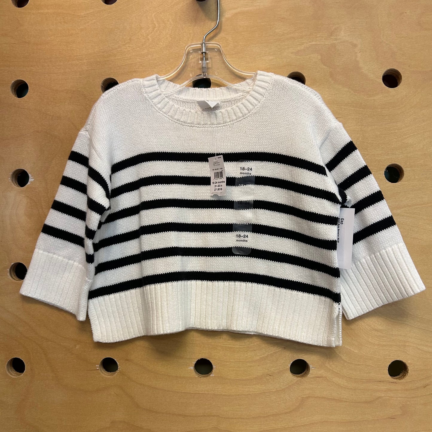 B&W Boxy Sweater NEW!