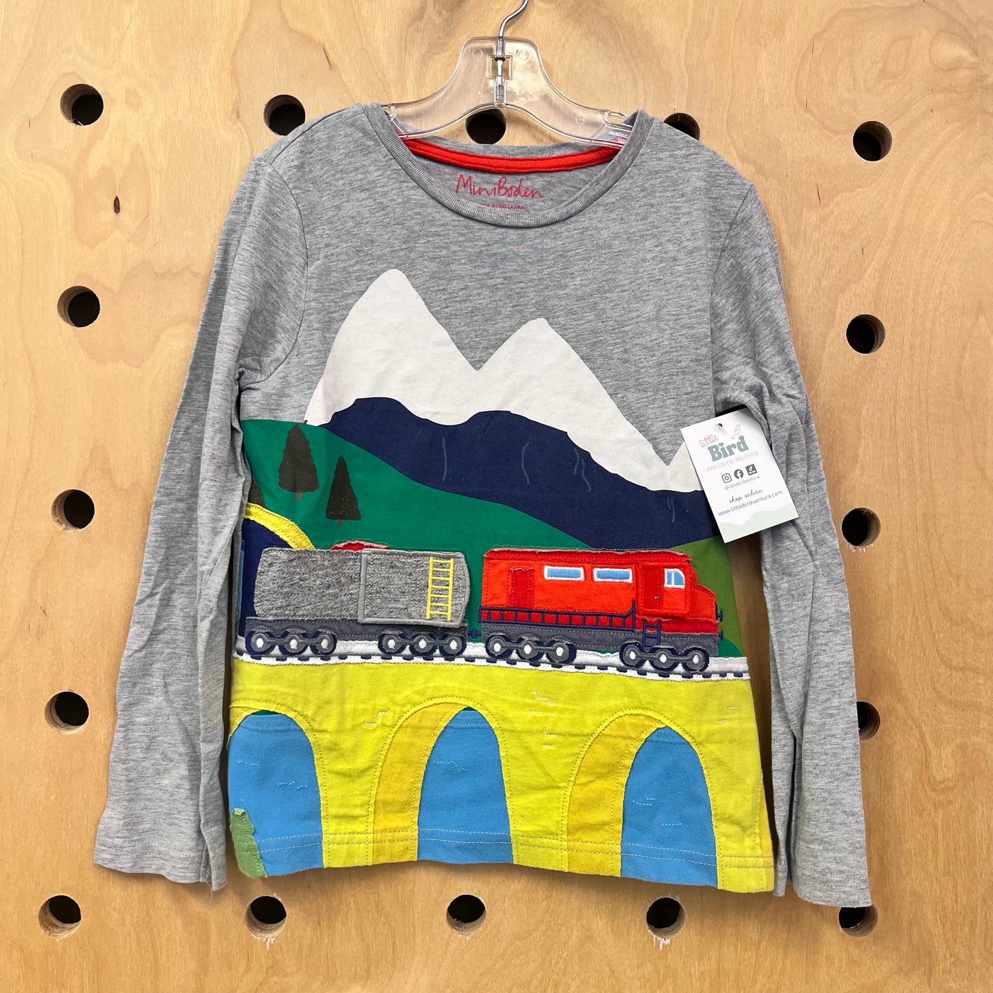 Grey Cotton Mountains/Train LS