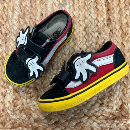 Mickey Mouse Hug Velcro Sneakers