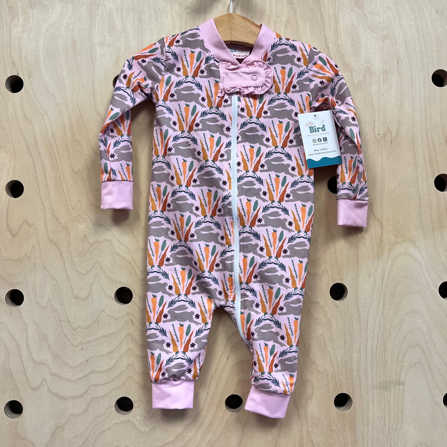 Pink Bunny & Carrots Zippy
