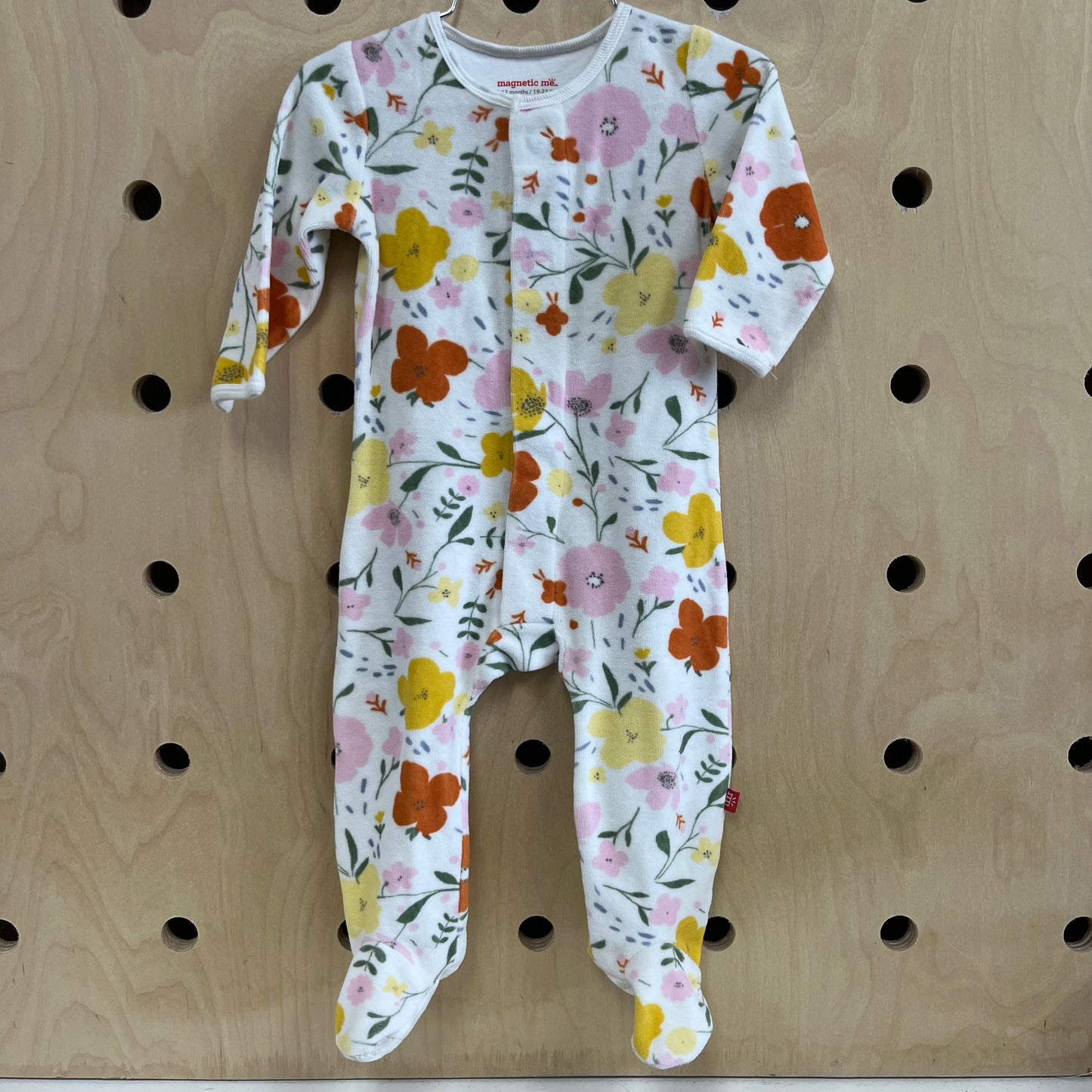 Cream Floral Magnetic Footies