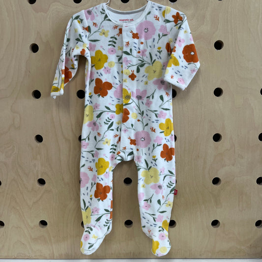 Cream Floral Magnetic Footies