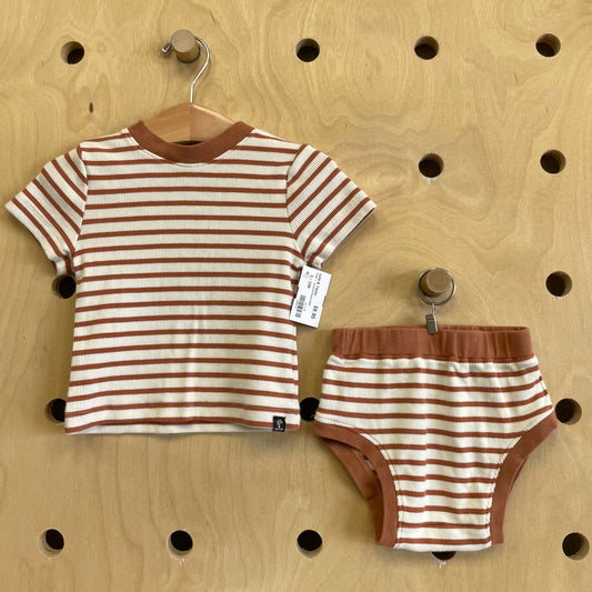 Cream + Terracotta Ribbed Outfit