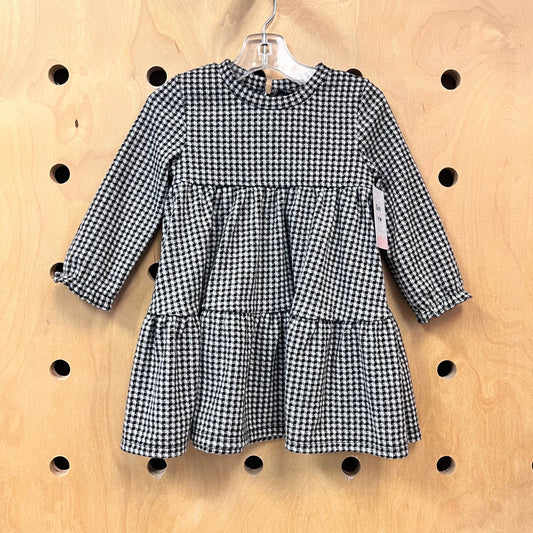 B+W Houndstooth Flannel Dress