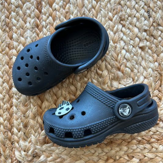 Black 'Soccer Ball- Perforated Easy-Ons