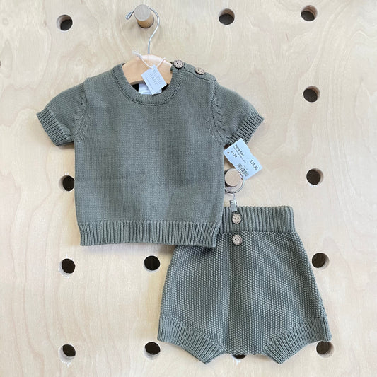 Green Knit Top & Shorts NEW!