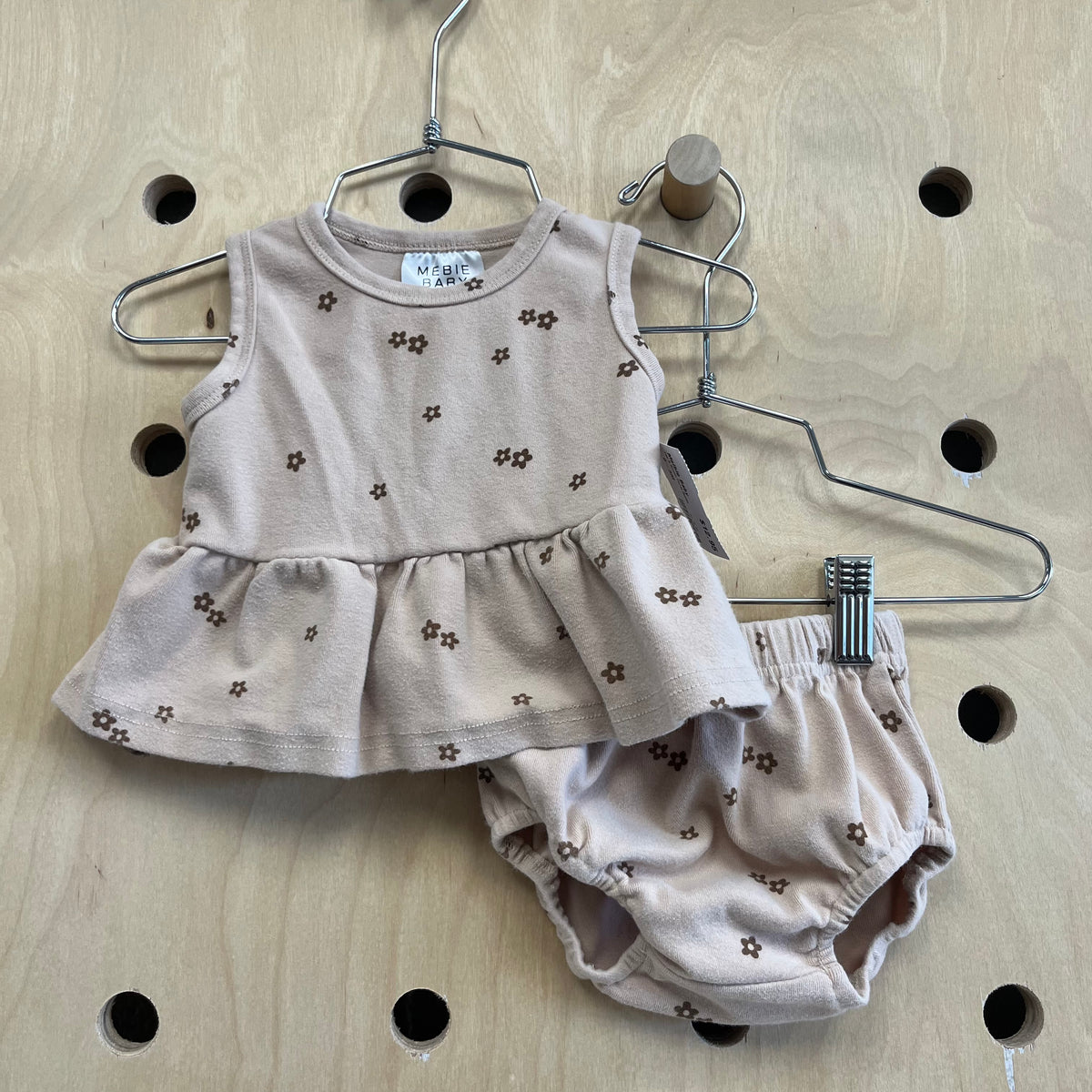 Tan & Brown Floral Outfitt