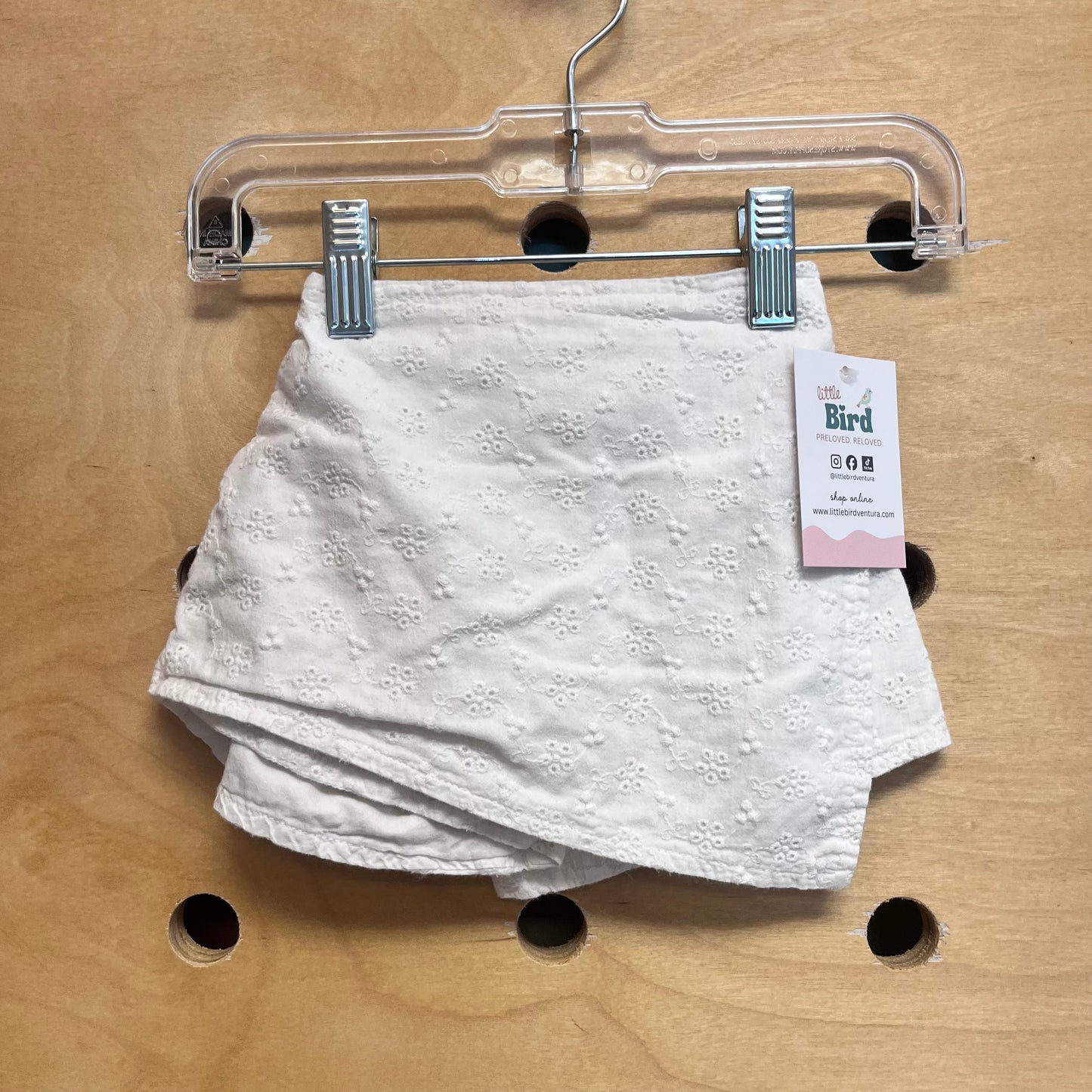 White Eyelett Skirt/Shorts