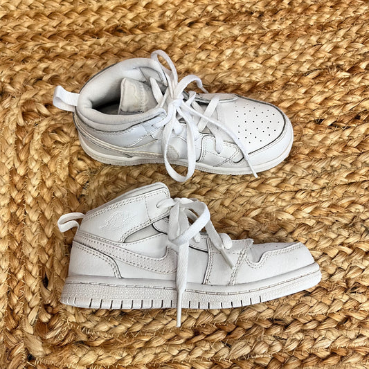 White Air Jordan 1 Mids