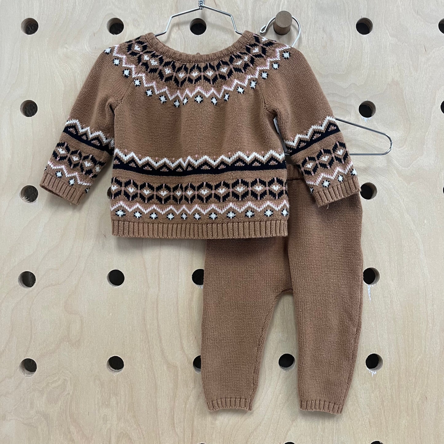 Brown & Pink Knit Outfit