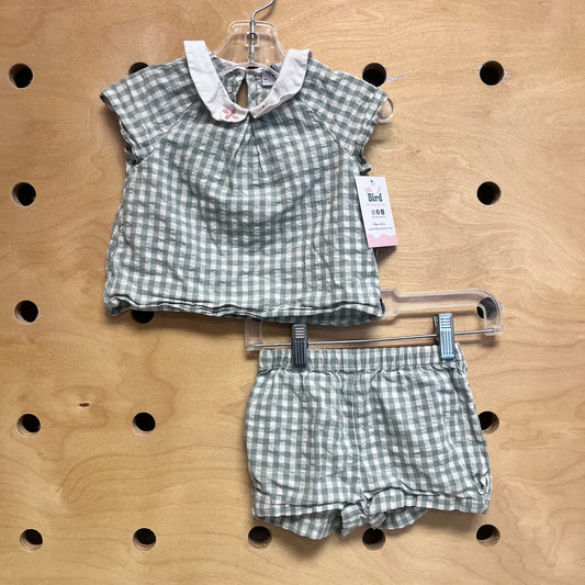 Green/White Gingham Outfit