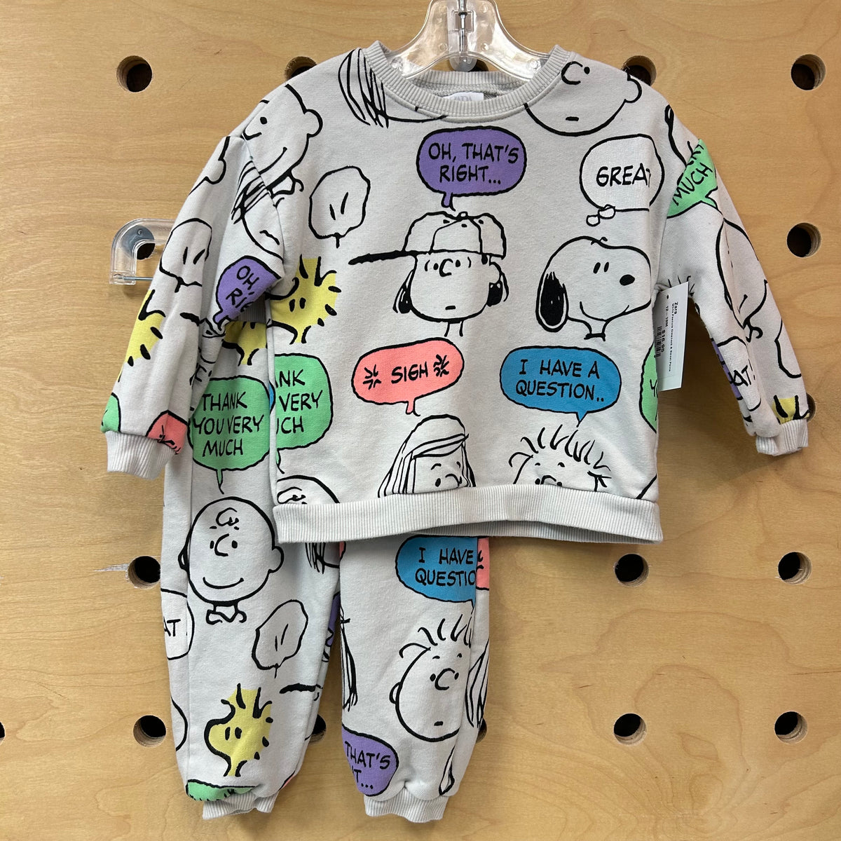 White Peanuts Crewneck & Sweat Pants