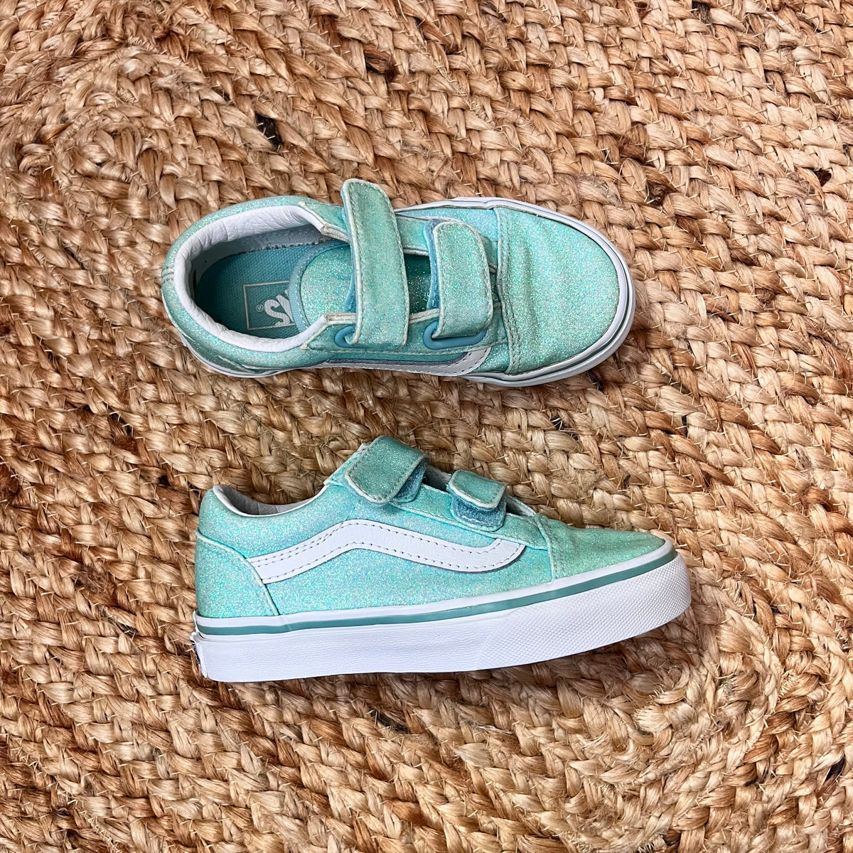 Seafoam Glittery V Sneakers