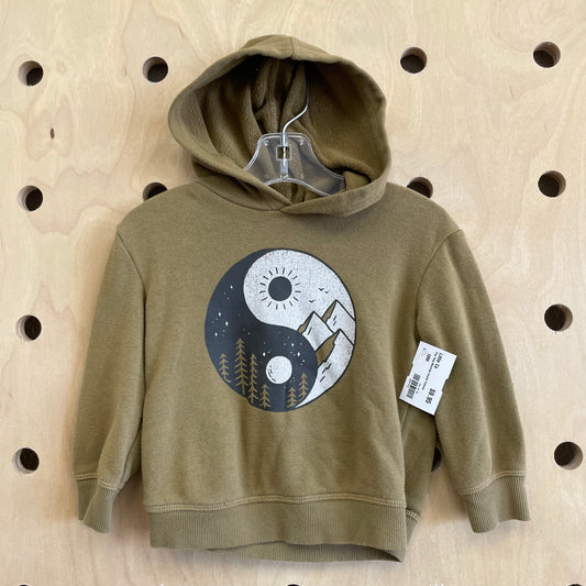 Ying Yang Mountain Hoodie Pullover