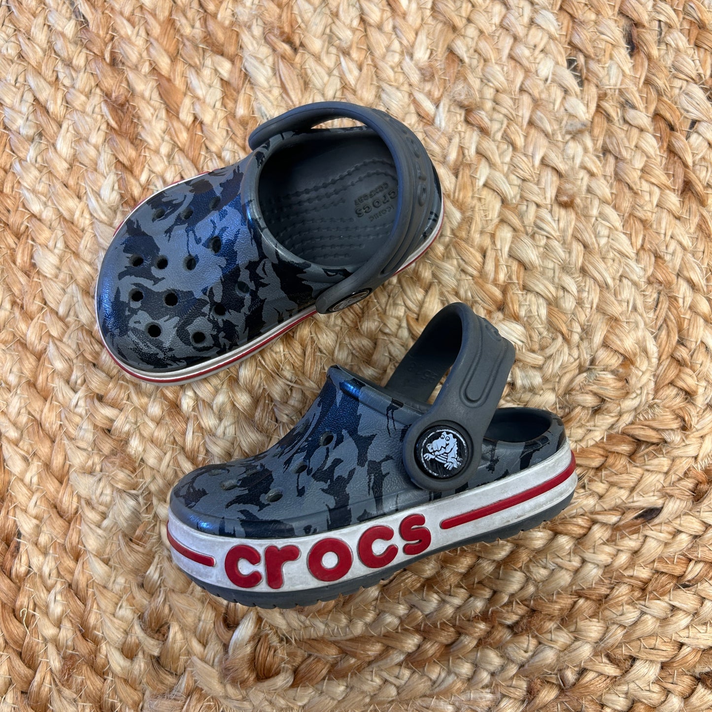 Grey Camo Print Bayaband Clogs