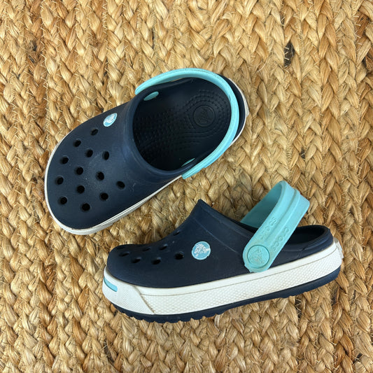 Navy/Light Blue Perforated Clogs