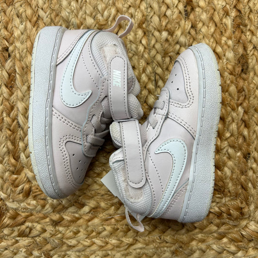 Lilac Court Borough Mid 2 Sneakers