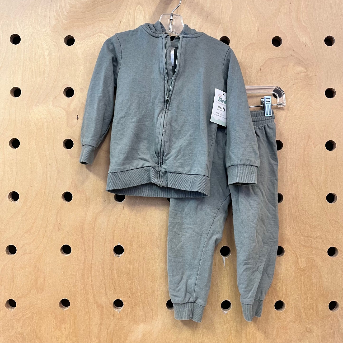 Organic Green Zip Hoodie Outfit