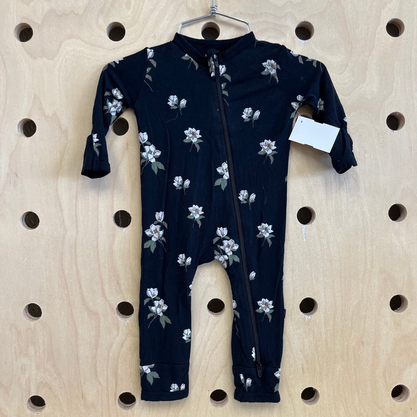 Black Floral Zippy