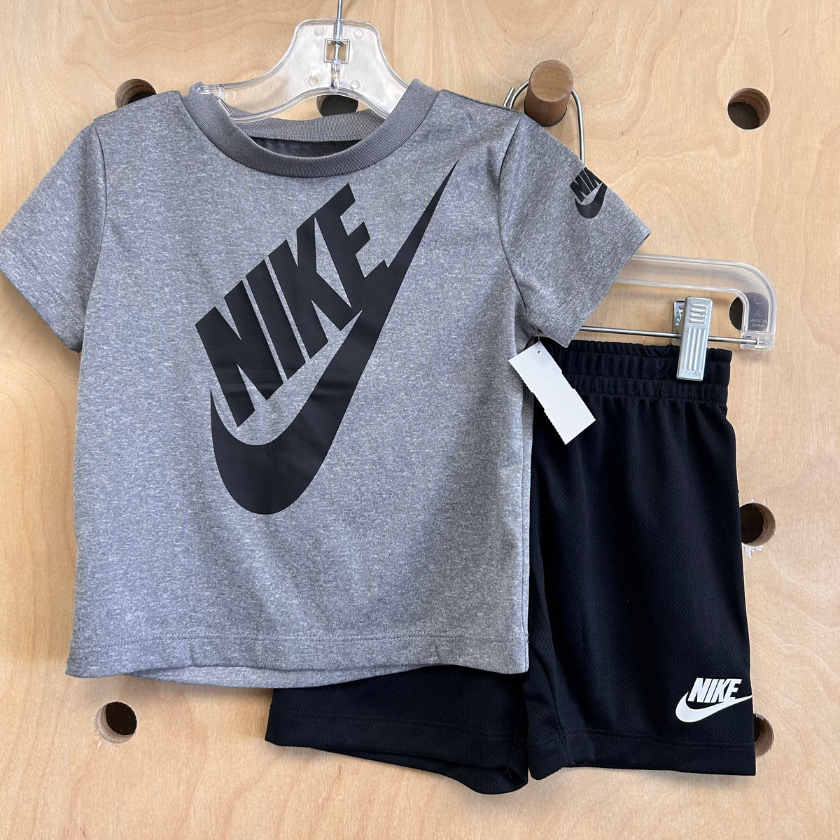 Grey & Black Dri-Fit Outfit