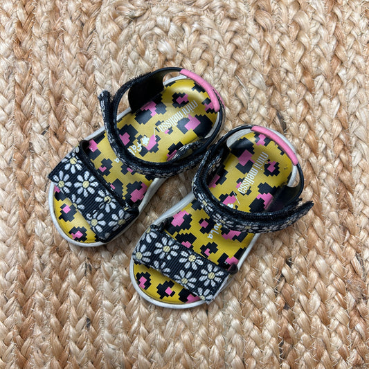 Floral Strap Velcro Sandals