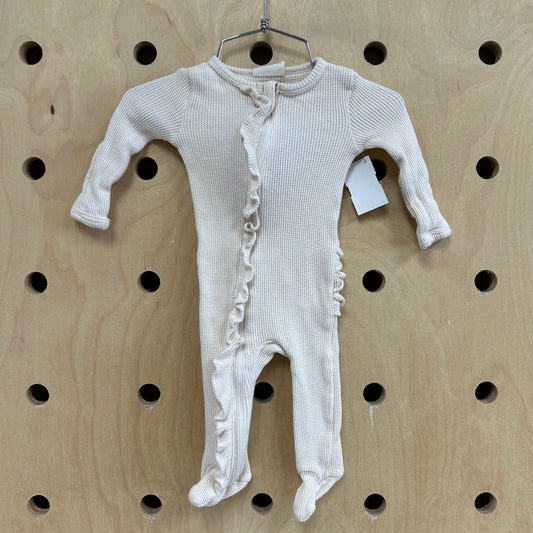Cream Ruffle Thermal Zippy