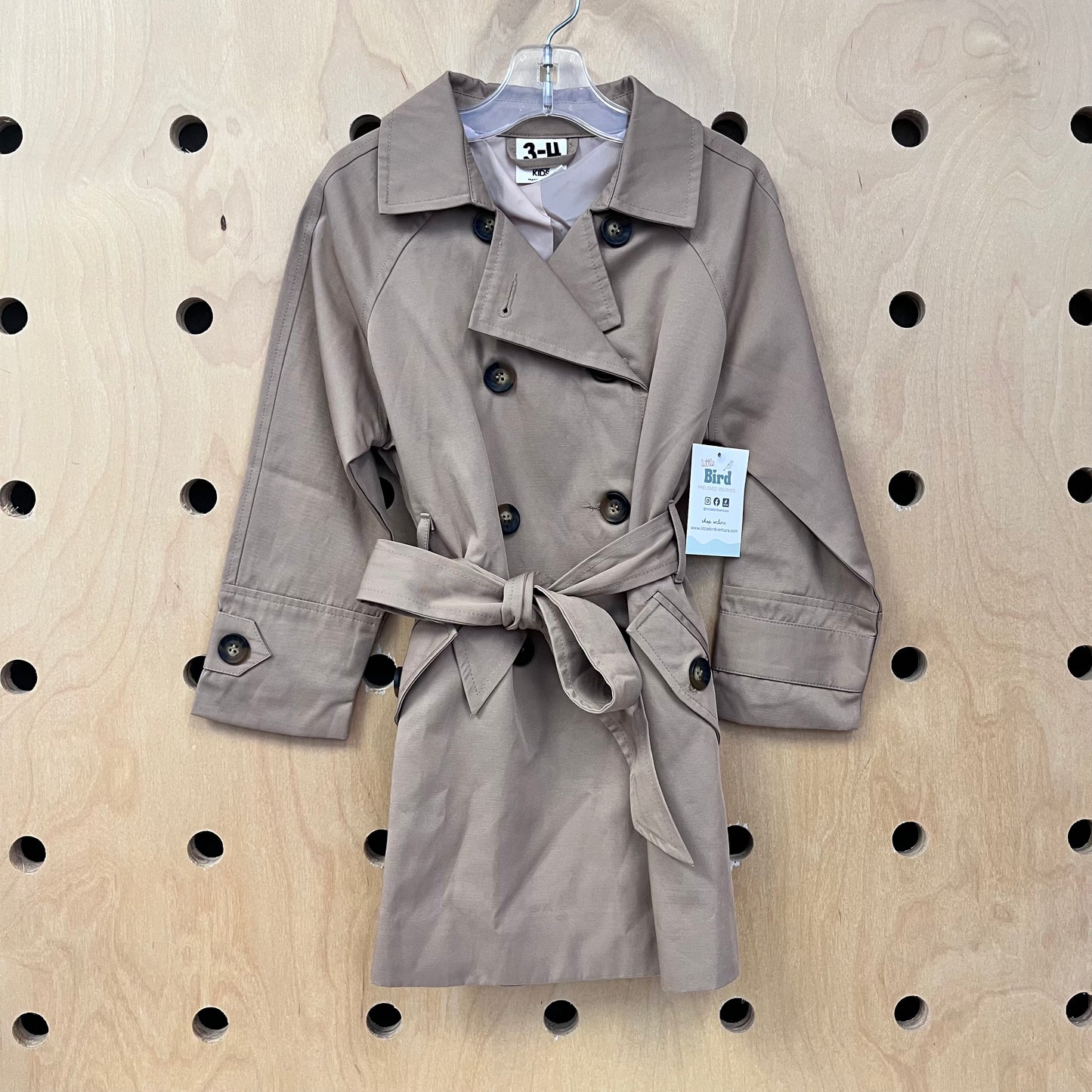 Tan Button Trenchcoat