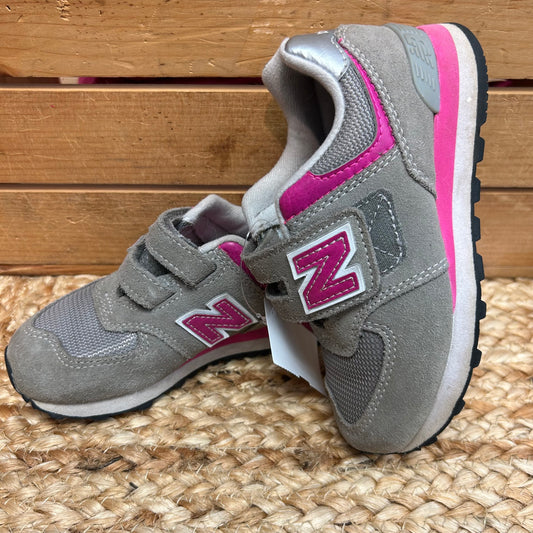 Gray Classic 574 Sneakers