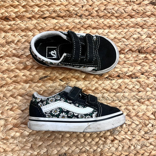 Black & Daises V Skate Sneakers