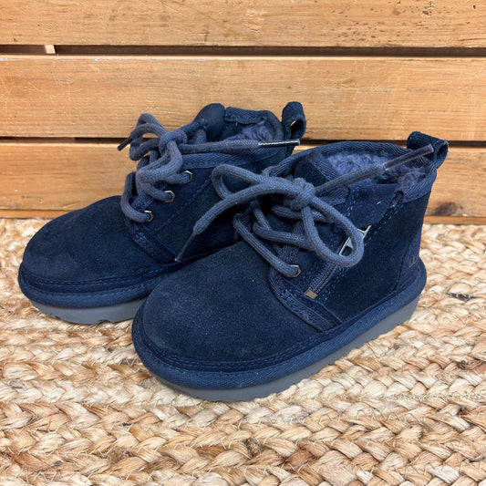Neumel ZIp Slippers