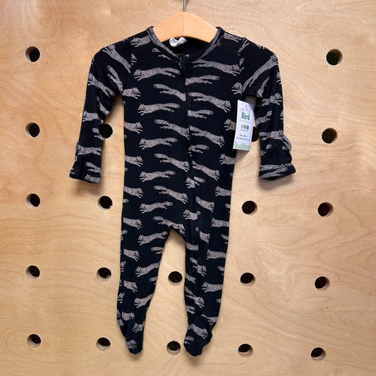 Black Modal Foxes Footies
