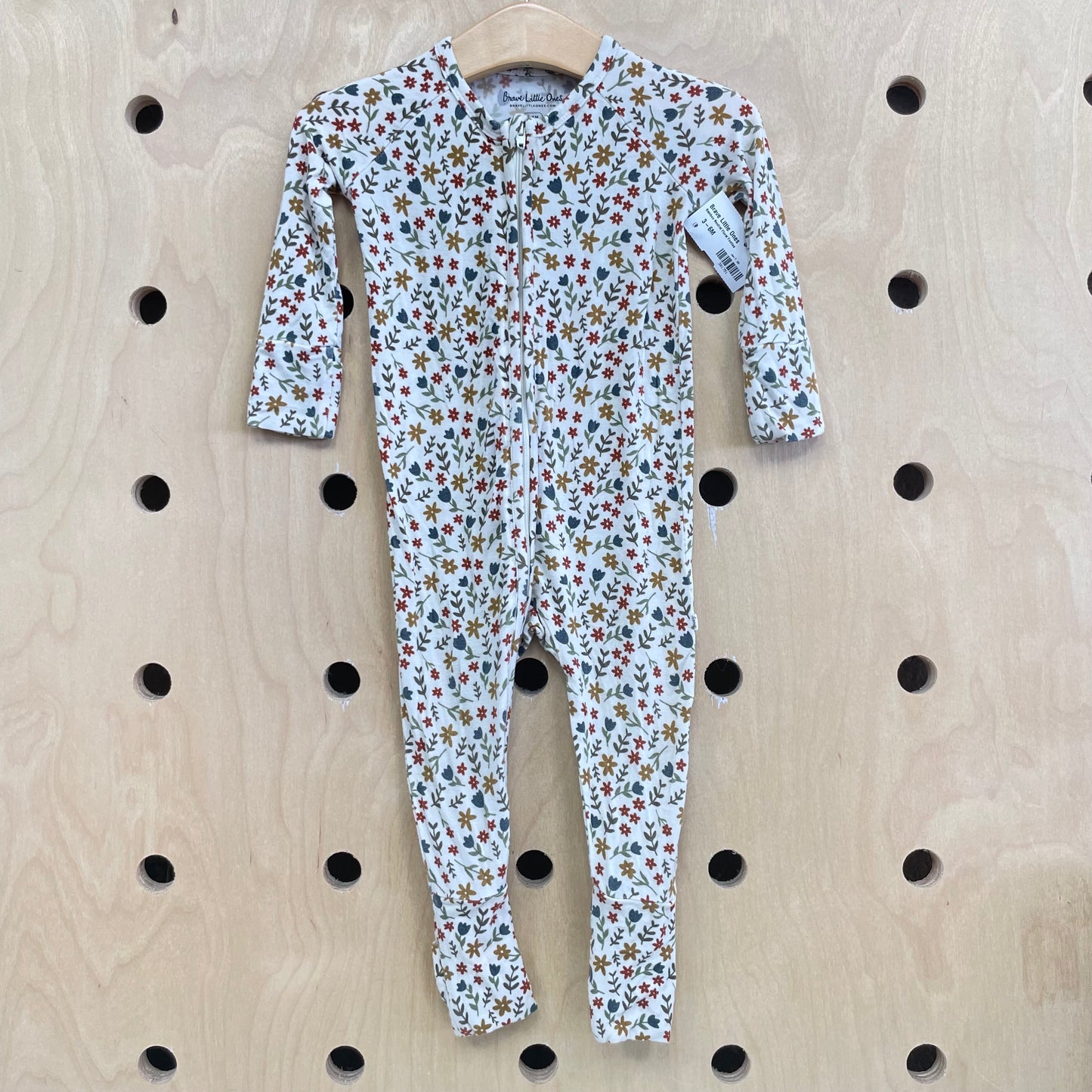 Bamboo Neutral Floral Footies