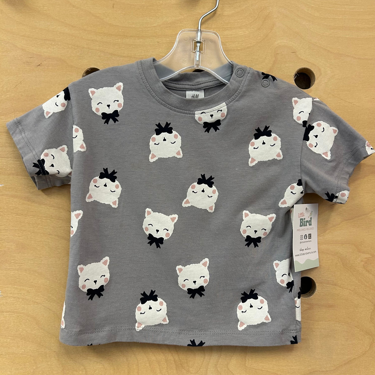 Grey Cats/Bow Tee